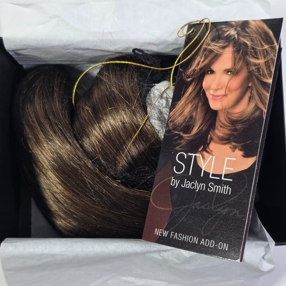 Style by Jaclyn Smith Spencer A4507 Hairpiece 8/12A Brown Clip On NIB